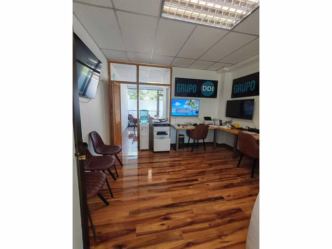 ARRIENDO LOCAL INTERIOR METRO MANQUEHUE (179040)