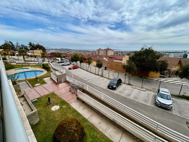  DEPARTAMENTO EN VISTA AZUL, CON DOS DORMITORIOS Y 2 BAÑOS EN SIUTE, HERMOSA VISTA DE TODA LA CIUDAD. NO AMOBLADO Y COCINA EQUIPADA.