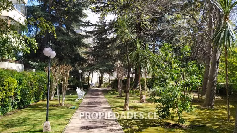 Departamento en venta de 4 dorm. en Las Condes