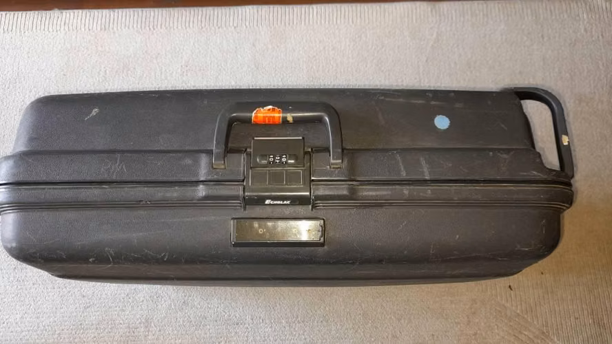 Se vende maleta usada marca Echolac. - Imagen 3