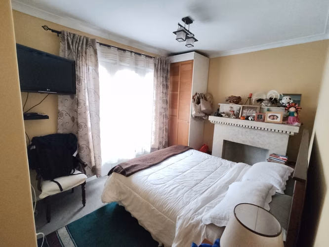 600 m² terreno |Casa aislada 225 m²  4 estacionamientos |Macul