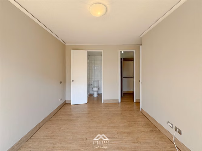 DEPARTAMENTO Av. Vespucio / Metro Las Torres