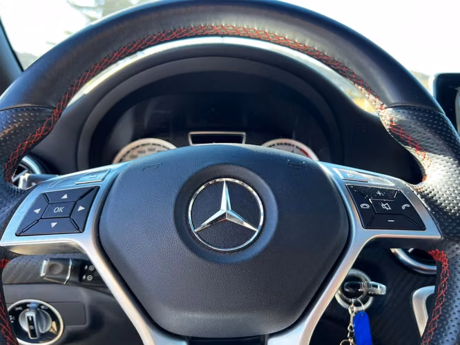 MERCEDES-BENZ A200 BLUEEFFICIENCY 1.6 MT 2014