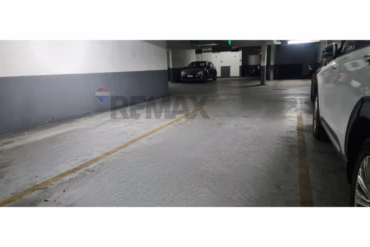 Estacionamiento tandem 2 moderno y seguro ñuñoa