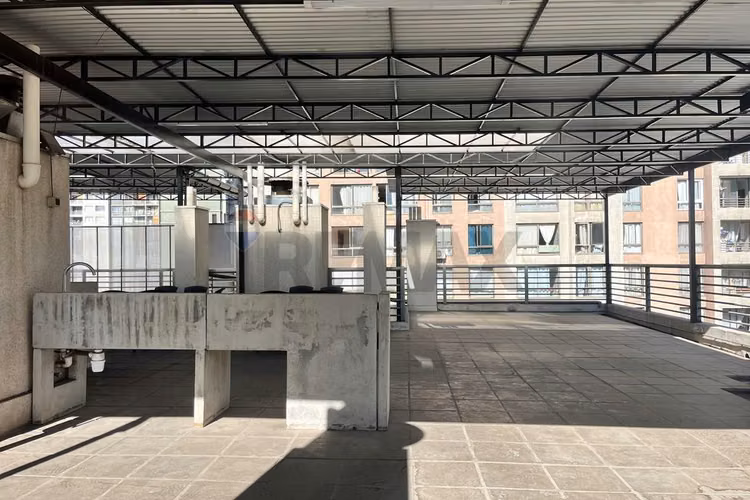 Gran oportunidad de inversión en plaza san isidro - Imagen 18