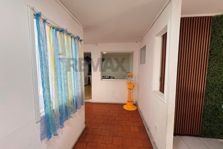 Casa comercial con gran terreno