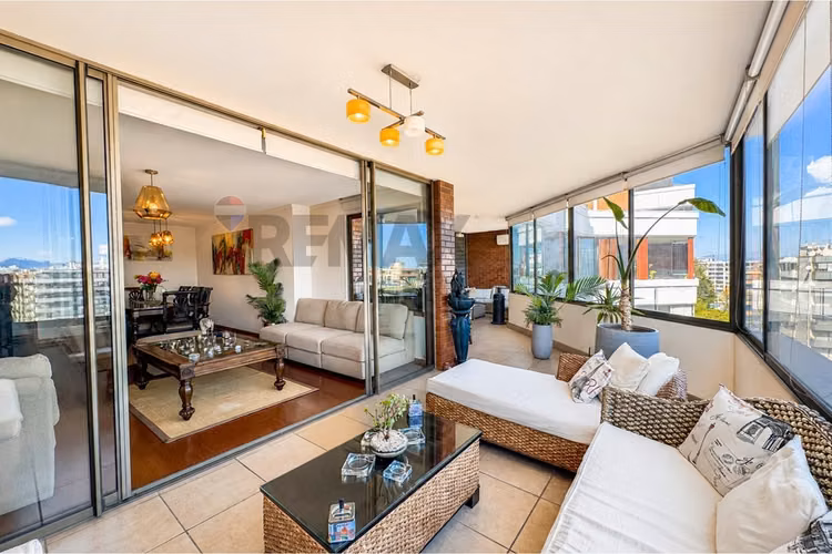 "penthouse, excelente vista - acepta ofertas"