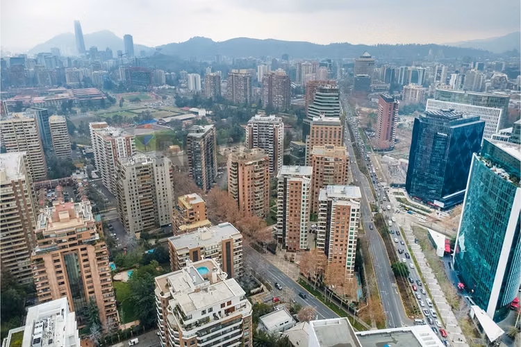 Edificio corporativo/comercial metro manquehue