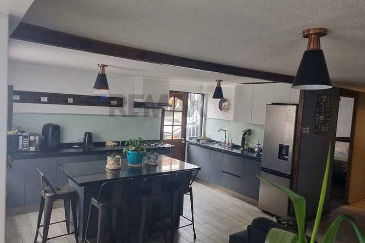Casa 4d 3b con opción a 5d metro las parcelas