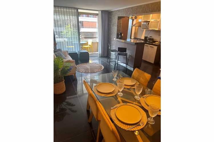 Amplio y remodelado en barrio las lilas - Imagen 3