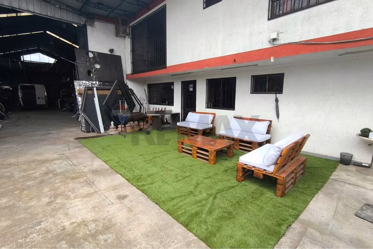 Venta bodega la cisterna - Imagen 5