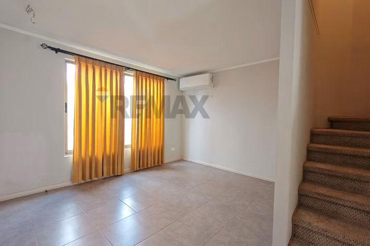 Casa en arriendo 3d+3b  con equipamiento