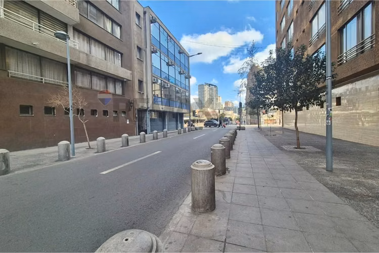 Vive / invierte en el corazón de santiago