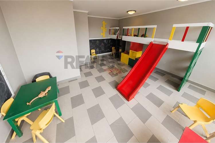 Se vende departamento  3h+2b+estacionamiento.