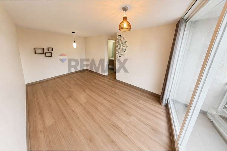 Se vende departamento  3h+2b+estacionamiento.