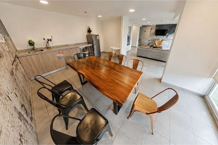 Se vende departamento  3h+2b+estacionamiento.
