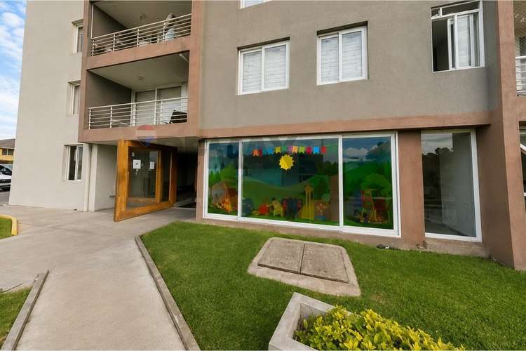 Se vende departamento  3h+2b+estacionamiento.