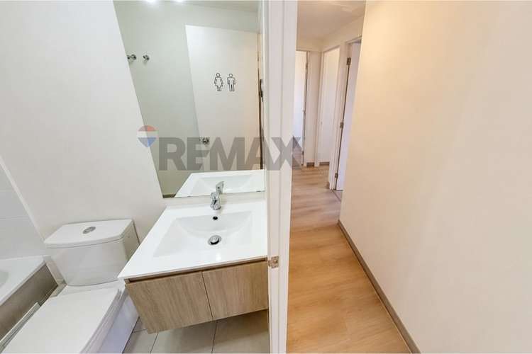Se vende departamento  3h+2b+estacionamiento.