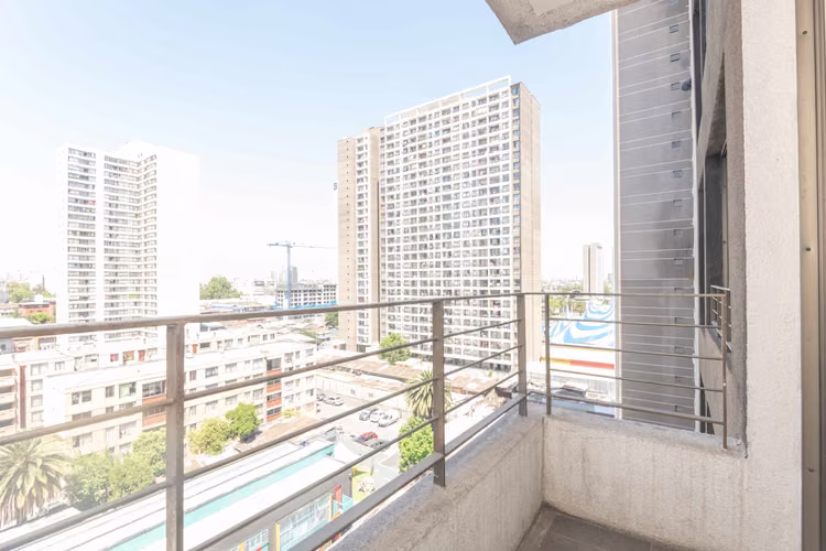 ACOGEDOR 1D1B CON TERRAZA EN ESTACIÓN CENTRAL
