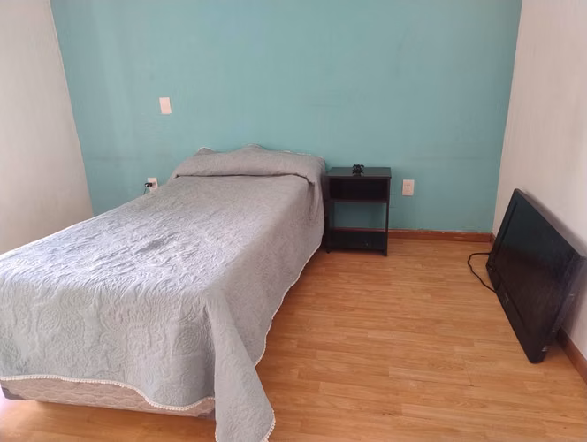 HERMOSA Y AMPLIA CASA EN ARRIENDO CON PISCINA