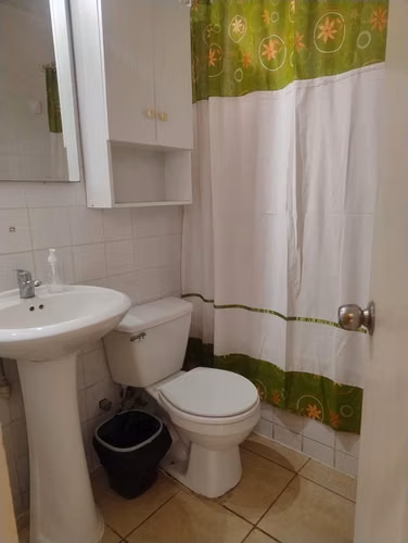HERMOSA Y AMPLIA CASA EN ARRIENDO CON PISCINA