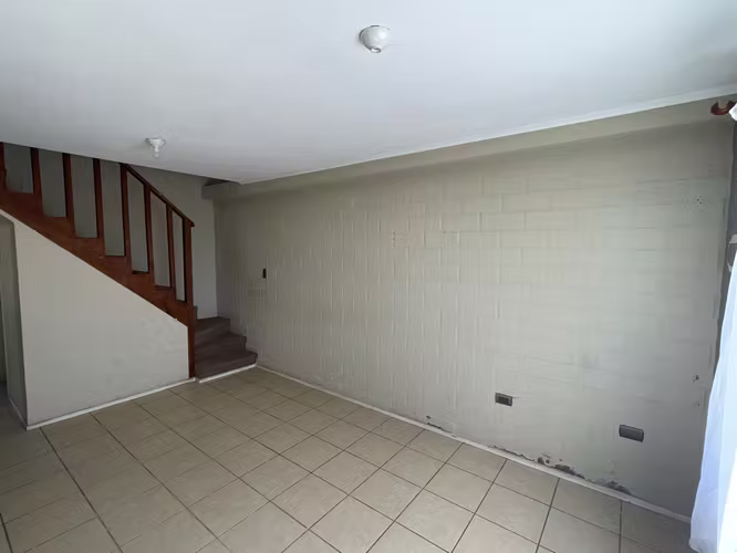 VENTA CASA 3HAB 1BA CHILLÁN