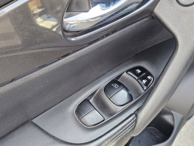 Nissan X-trail Sense 2row At 2.5 2023
