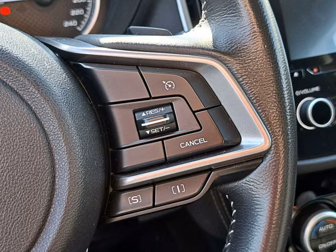 SUBARU FORESTER 2023