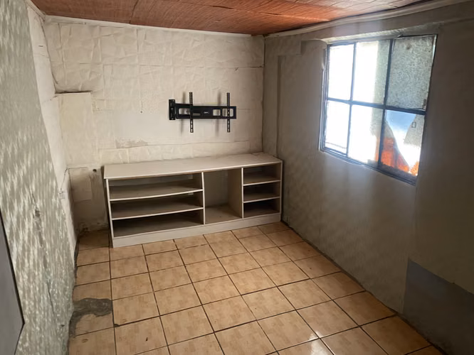 CASA MUY BIEN UBICADA POBLACION CURICO - Imagen 7