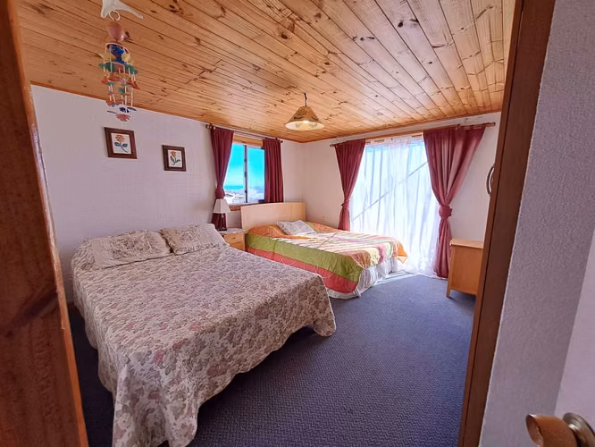 250 m² útiles regularizados con Recepción Final Total, 4 dormitorios / 2 baños/ Condominio cerrado a pasos de Playa El Tabito - Imagen 9