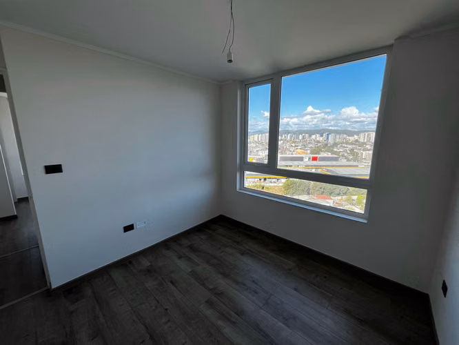 ARRIENDO DP 2 DORMITORIO 1 BAÑO EDIFICIO LAGUNA ORIENTE