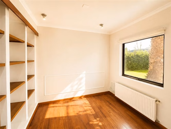 Vendemos Excelente Casa en Condominio, Sector Oriente Talca. - Imagen 11