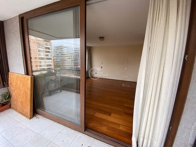 Departamento en arriendo de 4 dorm. en Las Condes