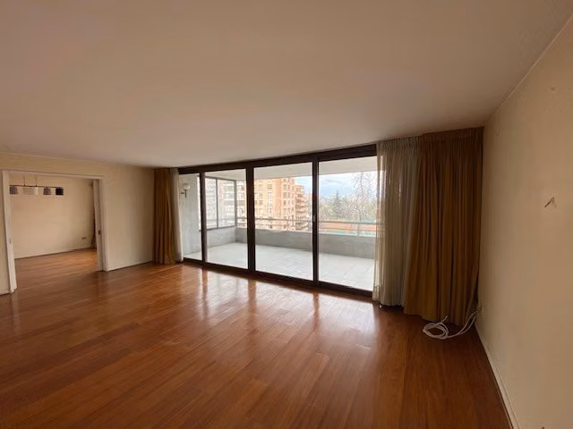 Departamento en arriendo de 4 dorm. en Las Condes