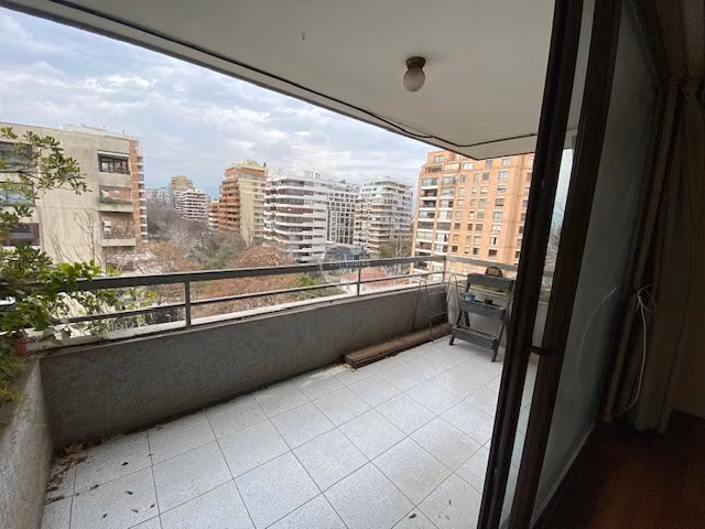 Departamento en arriendo de 4 dorm. en Las Condes