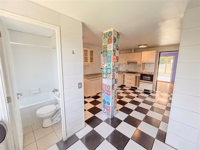 Casa en excelente estado, 4 dorm.piscina ,terraza techada