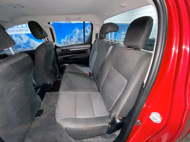 HILUX DX 4X4 SXDV19-SANTIAGO