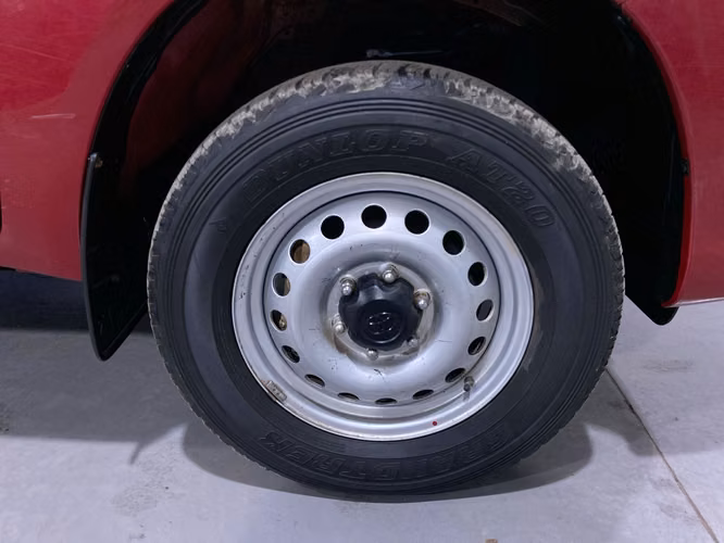 HILUX DX 4X4 SXDV19-SANTIAGO