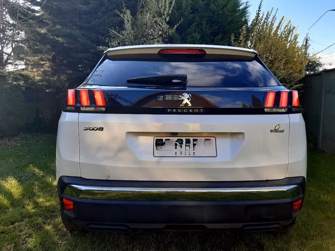 PEUGEOT 3008 DIESEL 50000 KM - Imagen 4