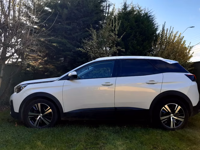 PEUGEOT 3008 DIESEL 50000 KM - Imagen 3