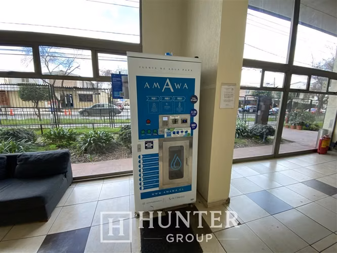 Venta Dpto 3D2B 2 bodegas 1 estacionamiento Metro Hospitales