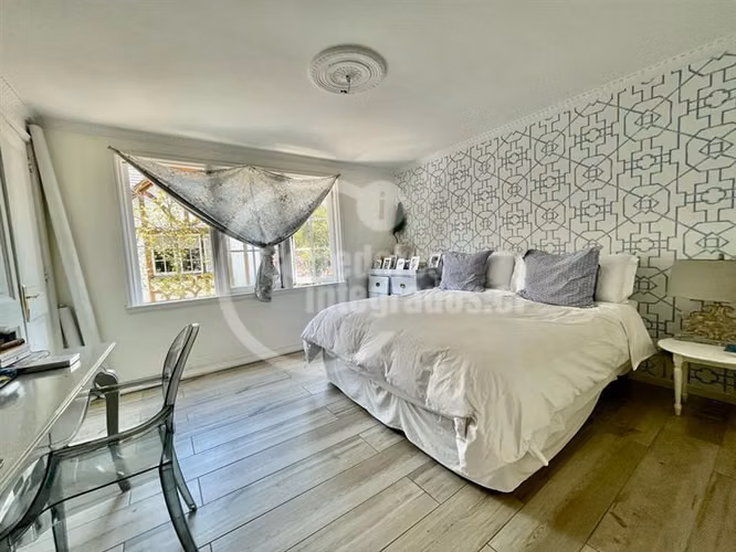 Casa en venta de 4 dorm. en Vitacura, Nueva Costanera