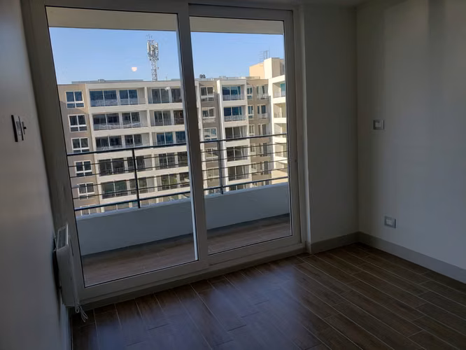 Arriendo Depto estilo mariposa + E + B / Santiago Centro