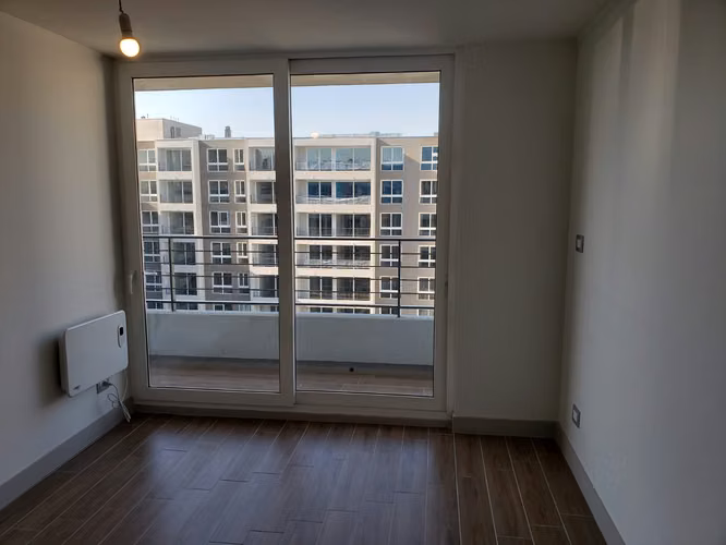Arriendo Depto estilo mariposa + E + B / Santiago Centro