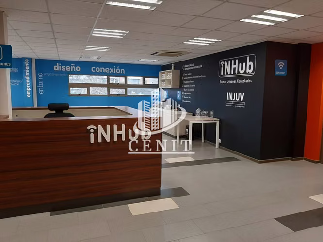 AMPLIA OFICINA EN ARRIENDO EN ALAMEDA DE TALCA