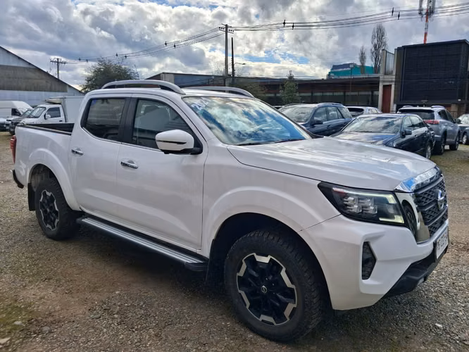 NISSAN NAVARA 4X4 AUT 2021 - Imagen 4