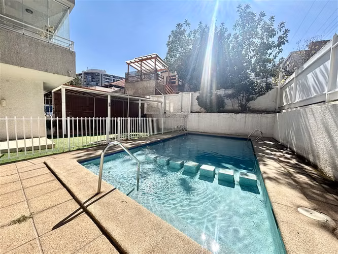 5.650 UF Departamento Venta de 2 D Ñuñoa Simon Bolivar