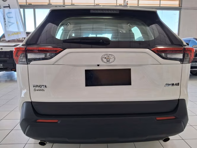 TOYOTA RAV4 2.0 4X2 XLE CVT A20XLE2C 2024 - Imagen 5