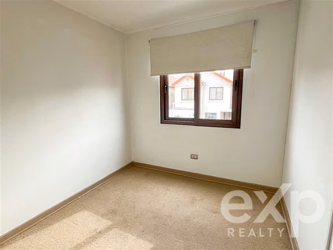 Casa en arriendo de 3 dorm. en Huechuraba