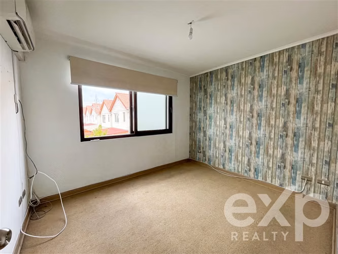 Casa en arriendo de 3 dorm. en Huechuraba